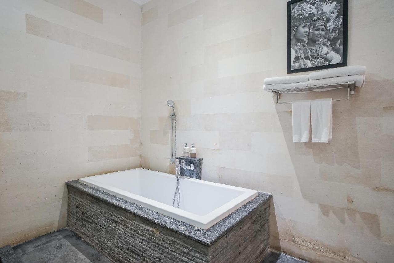 Jiwanta Villa เกอโรโบกัน ภายนอก รูปภาพ